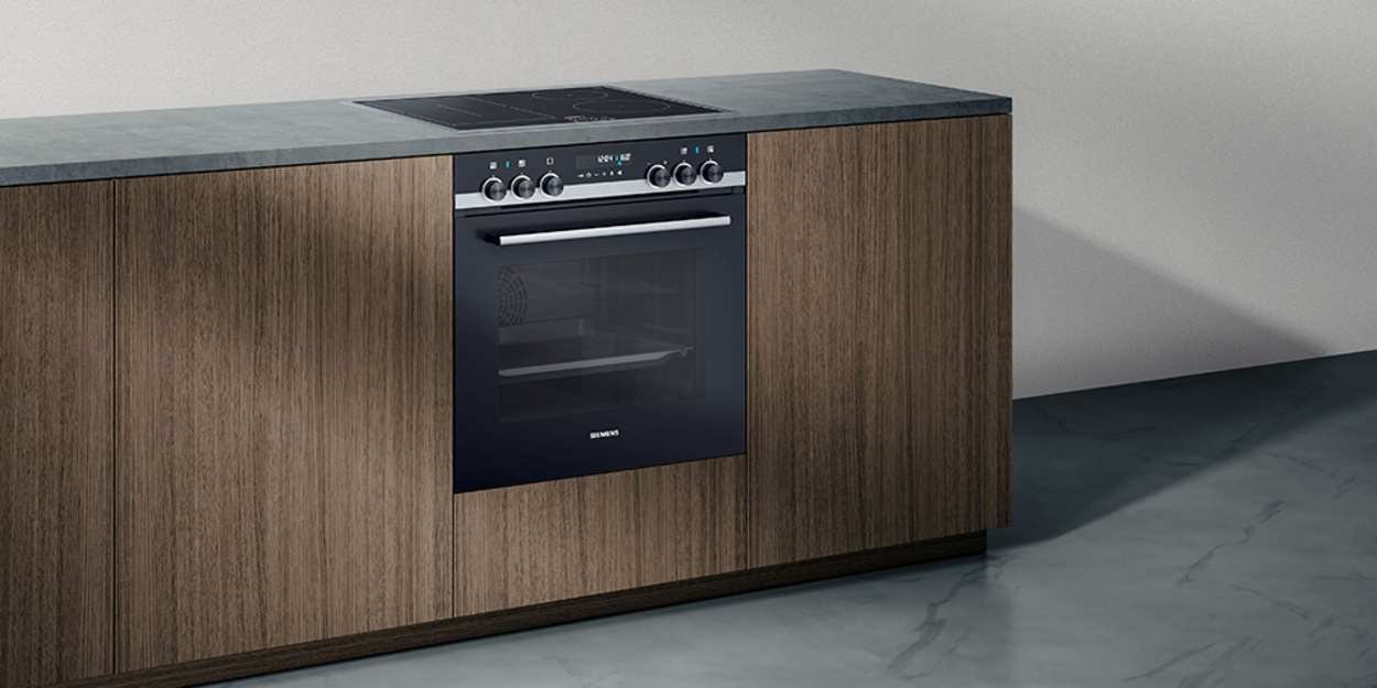 Backöfen und Herd-Sets bei Elektro Schneider in Neukirchen