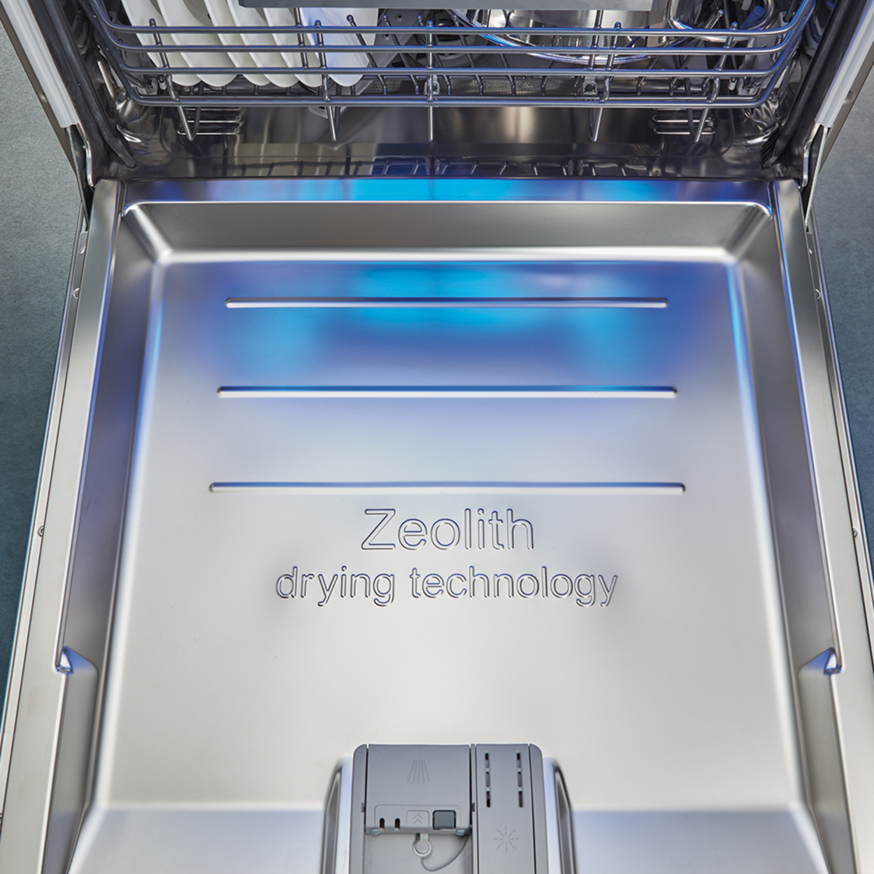 Zeolith Trocknen – Für glänzende Spülergebnisse bei Elektro Schneider in Neukirchen